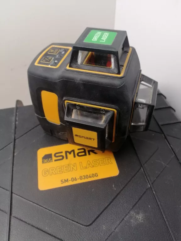 SMART LASER KRZYŻOWY ZIELONY 360° 30M UCHWYT STATY