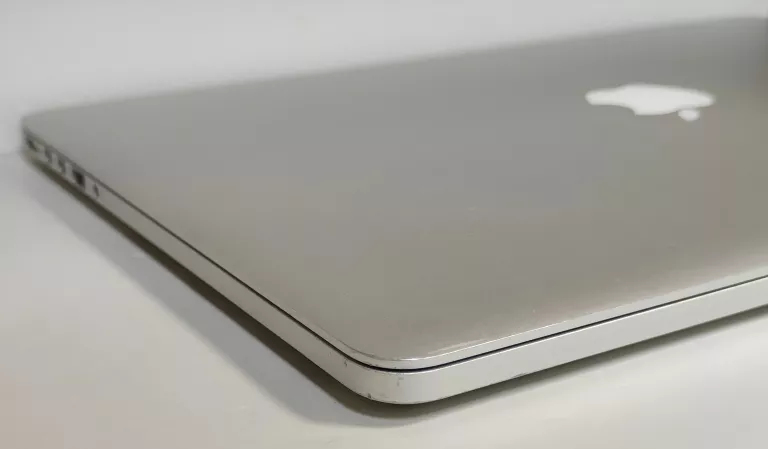 LAPTOP APPLE MACBOOK PRO A1398 2015 I7, 16GB, 512SDD, RETINA, BDB STAN!
