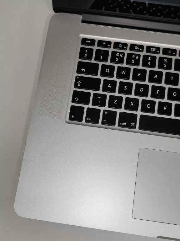 LAPTOP APPLE MACBOOK PRO A1398 2015 I7, 16GB, 512SDD, RETINA, BDB STAN!