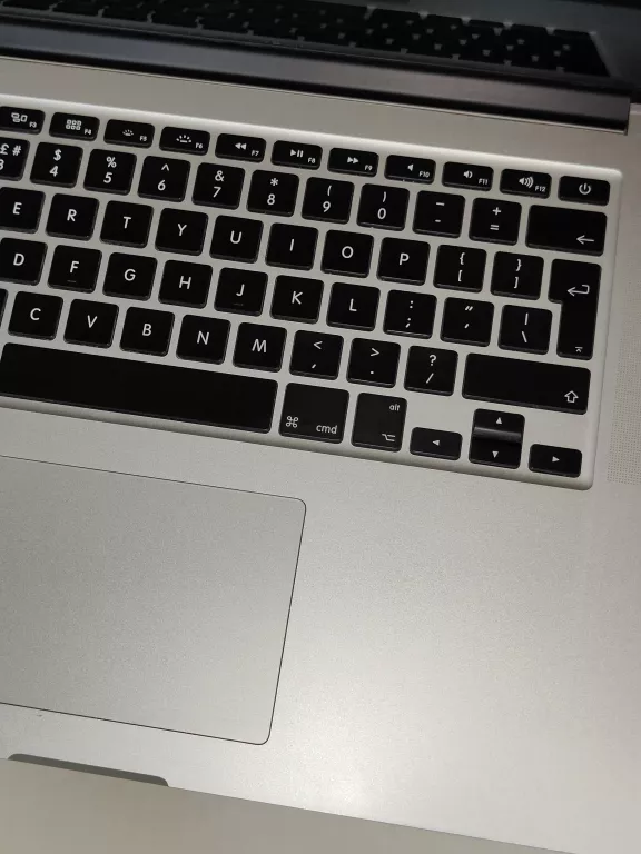 LAPTOP APPLE MACBOOK PRO A1398 2015 I7, 16GB, 512SDD, RETINA, BDB STAN!