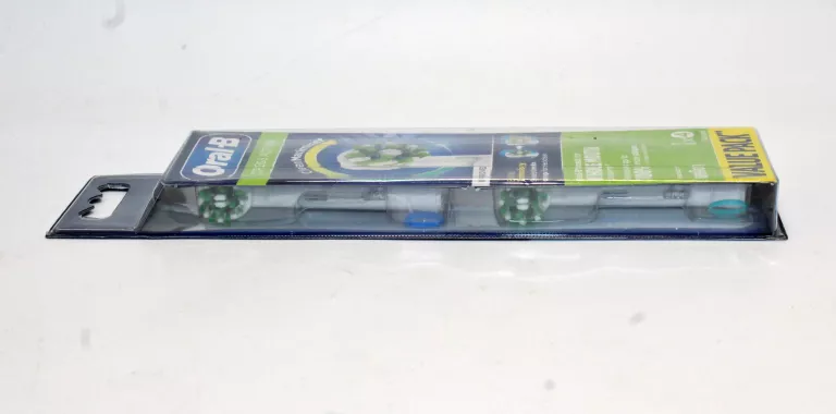 KOŃCÓWKI DO SZCZOTECZKI ORAL-B CROSS ACTION 4EL.