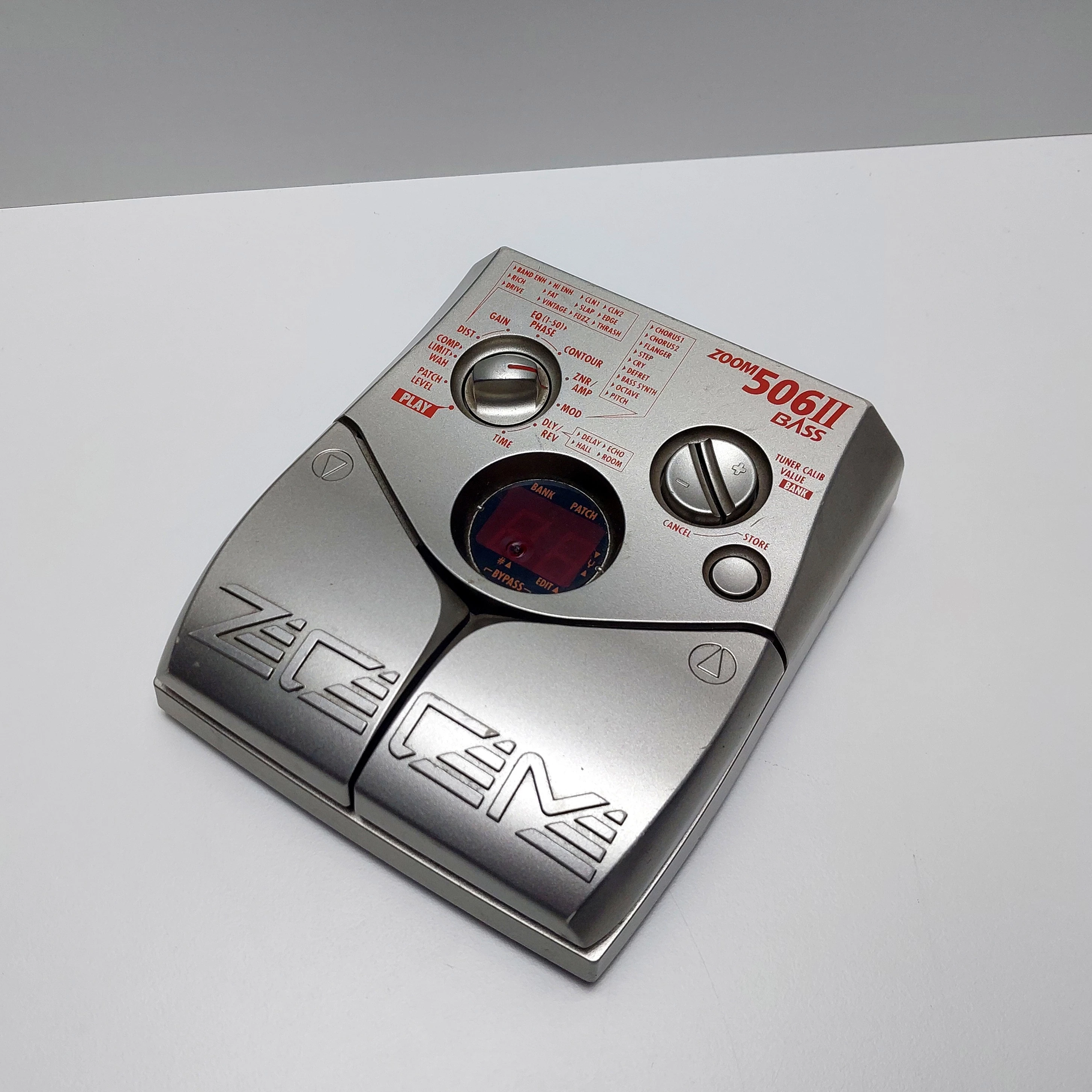 wzmacniacz-gitarowy-zoom-506-ii-bass-stan-uzywany
