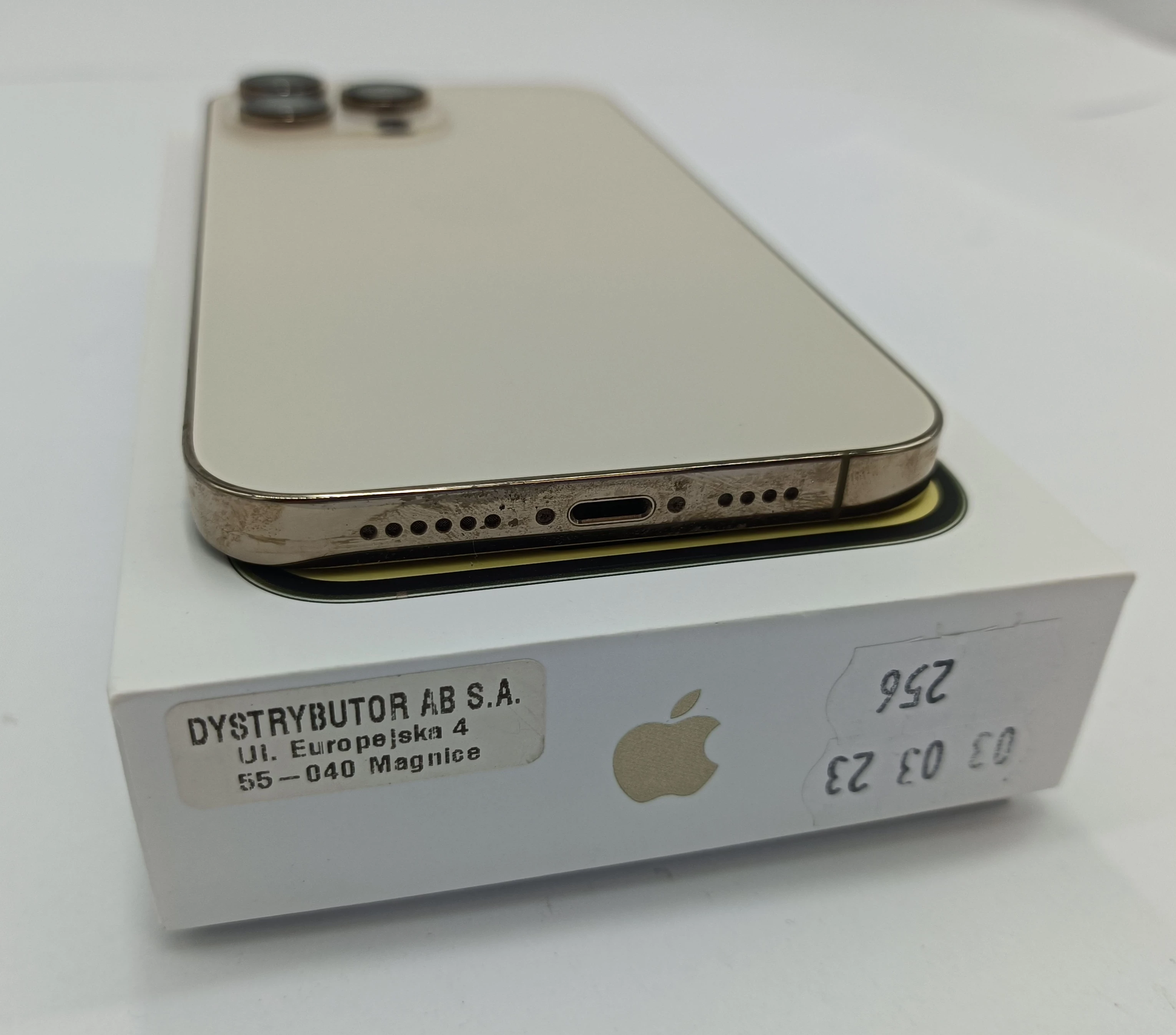 telefon-apple-iphone-14-pro-max-256-gb-gwarancja-przekatna-ekranu-670