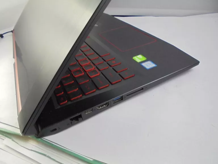 LAPTOP ACER NITRO 5 AN515-31, I5- 8250U, 8GB. 1TB, GEFORCE MX150