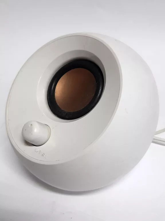 glosniki-creative-pebble-20-biale-stan-uzywany