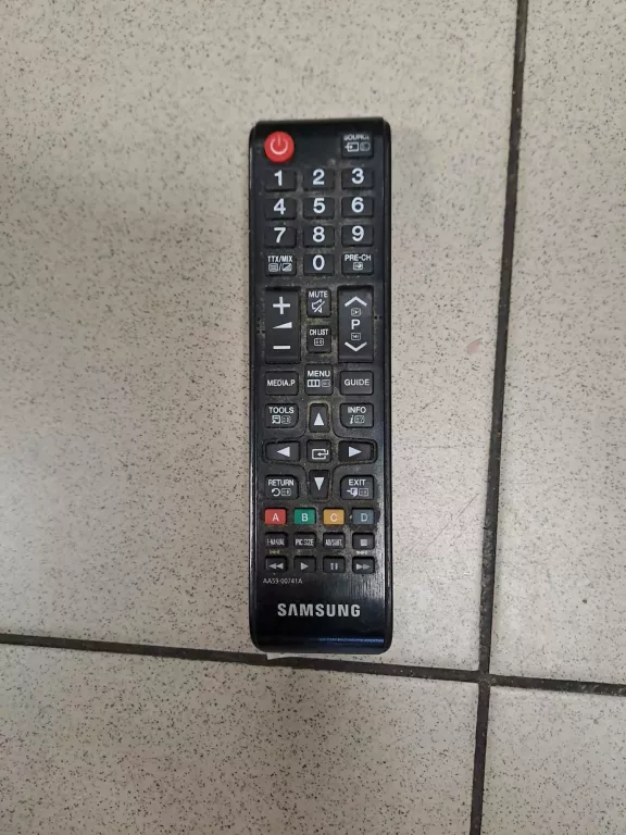 TELEWIZOR SAMSUNG UE32J5100 + PILOT + KABEL