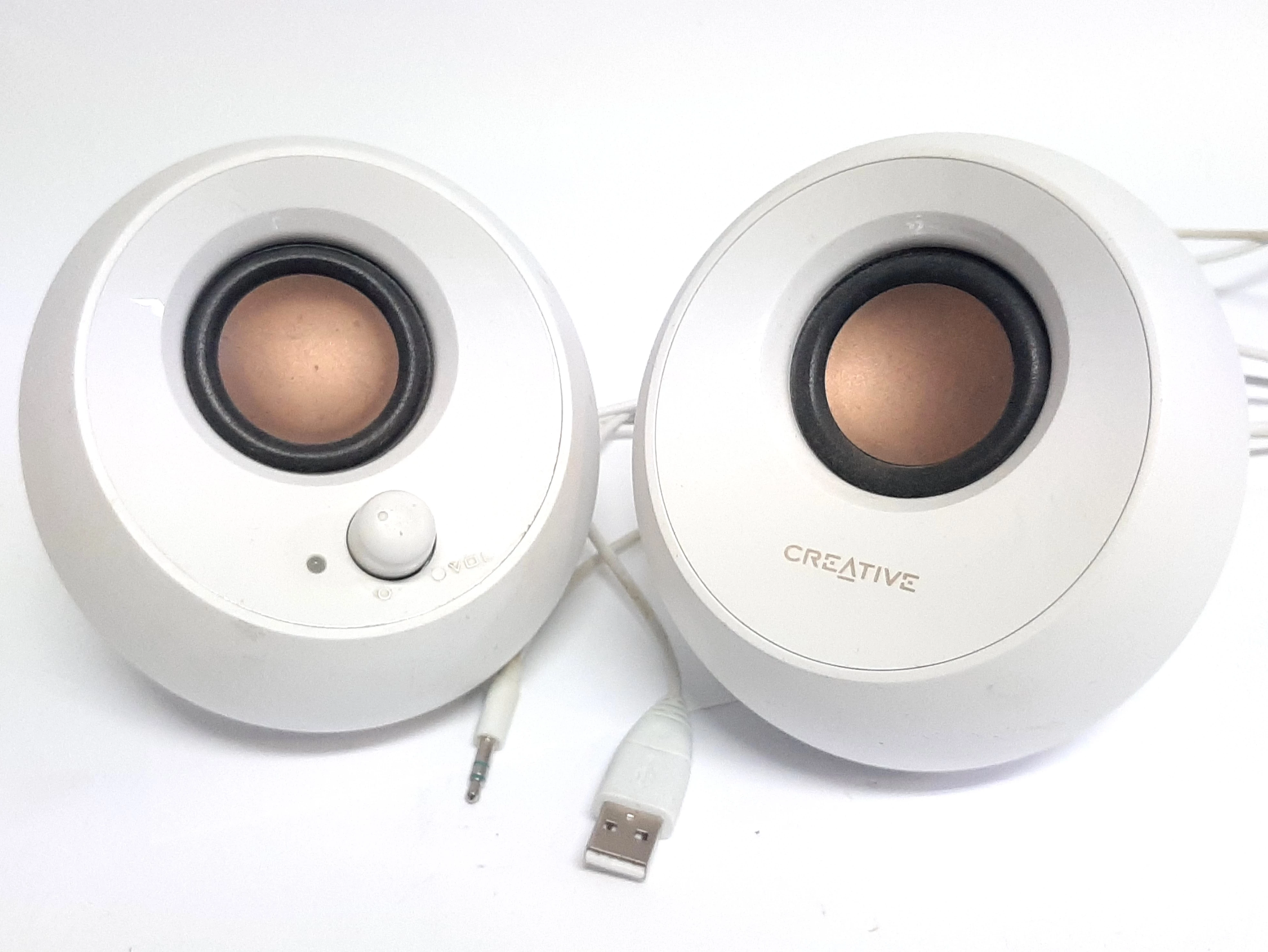 glosniki-creative-pebble-20-biale-rynek-9-sj-glucholazy