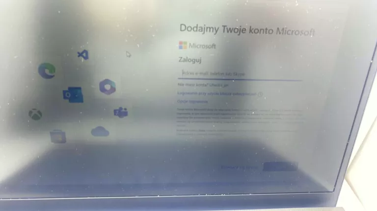 ASUS ZENBOOK UM431D 14 AMD RYZEN 7 16 GB / 512 G
