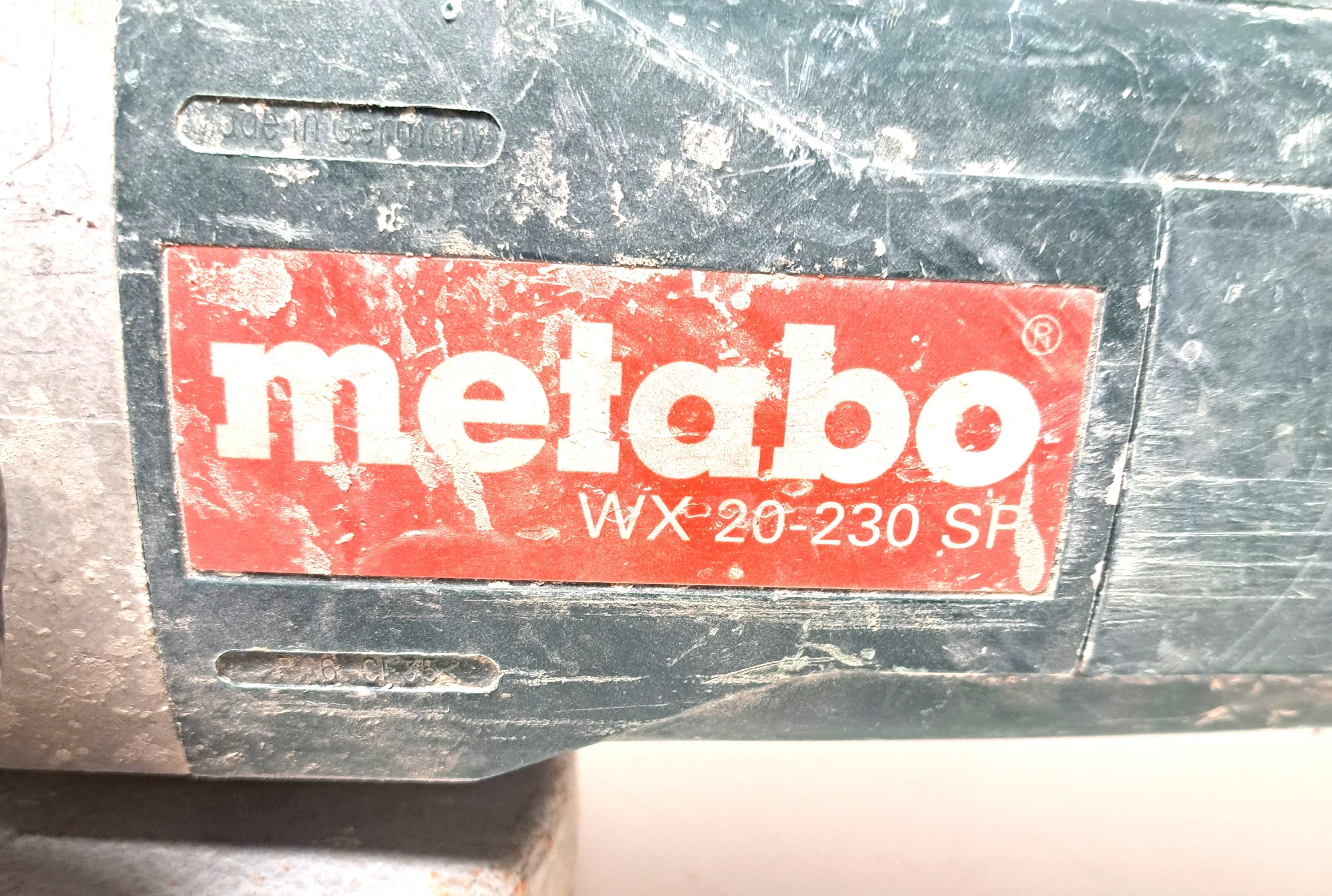 szlifierka-katowa-metabo-wx-20-230-sp-rodzaj-zasilania-sieciowe