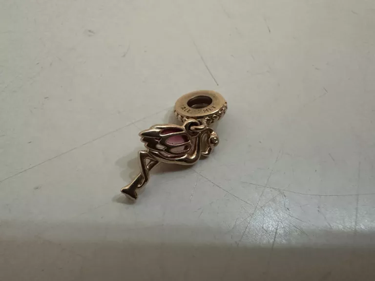 CHARMS FLAMING