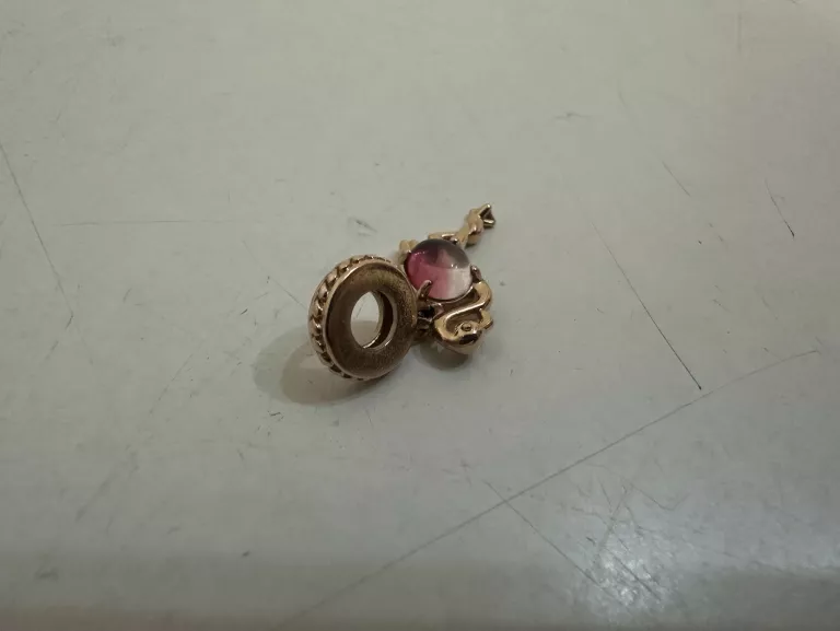 CHARMS FLAMING