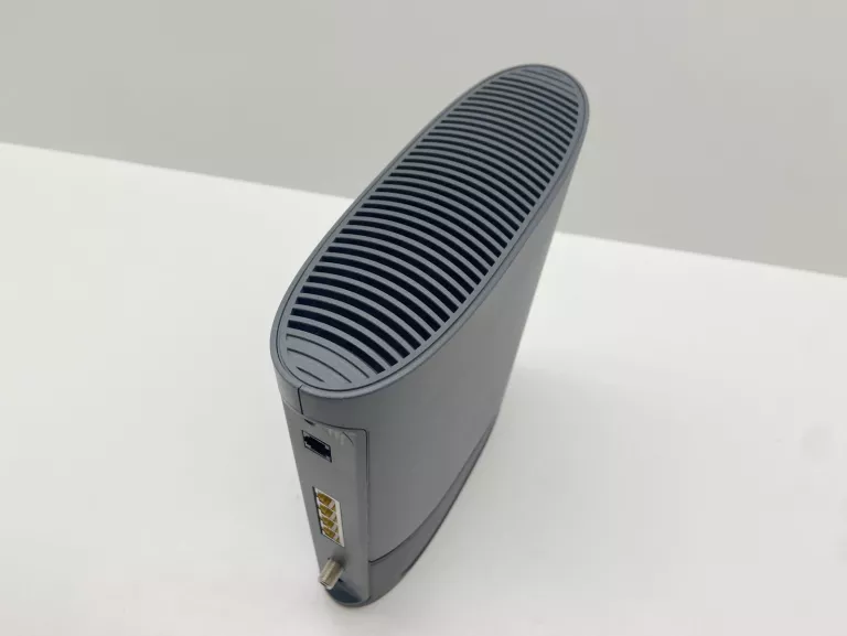 router-arris-tg6441-okablowanie-liczba-portow-lan-rj-45-4