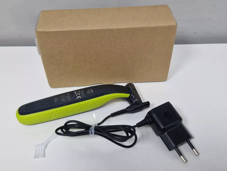 MASZYNKA GOLARKA PHILIPS ONE BLADE QP2721