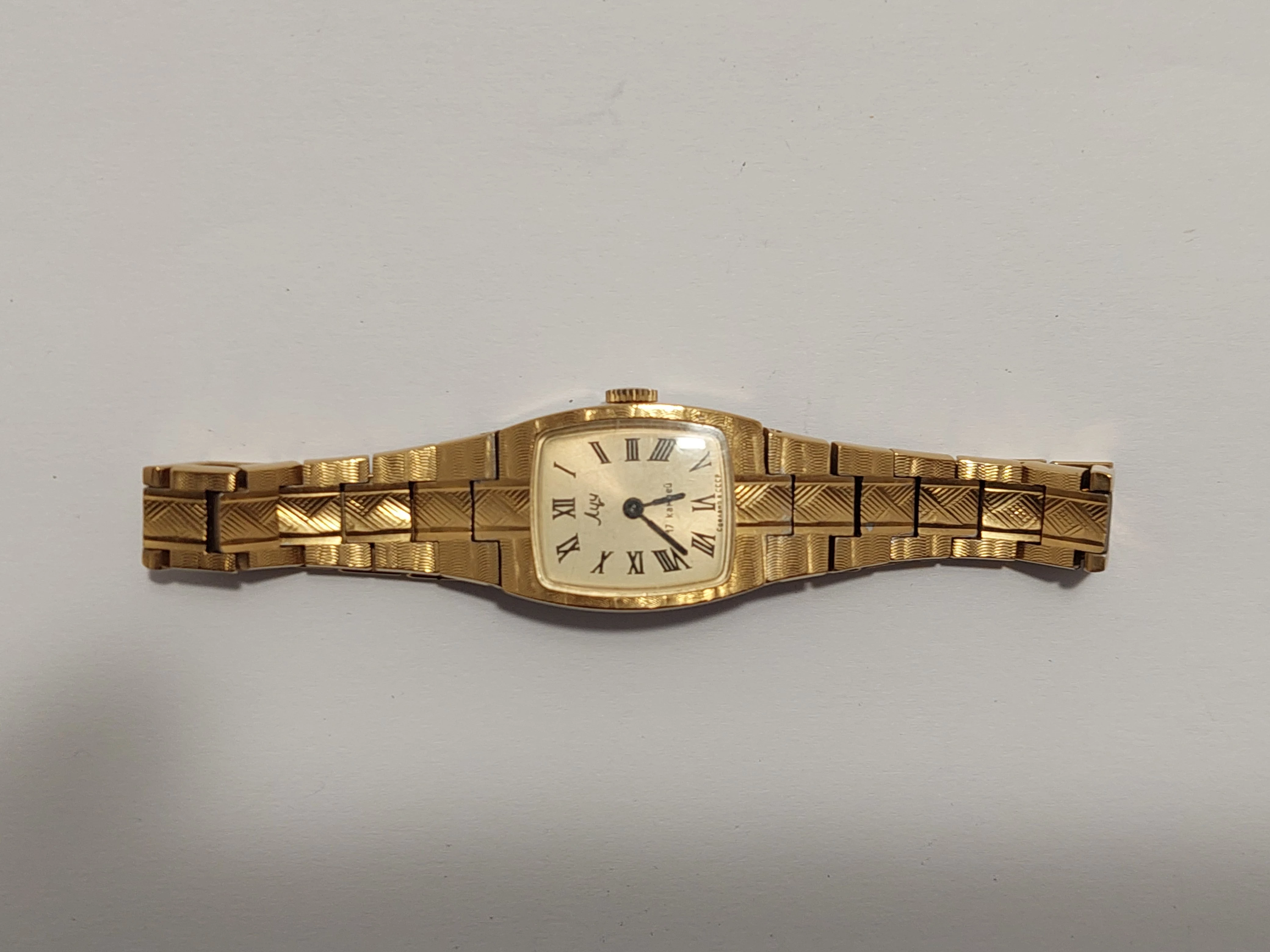 rosyjski-zegarek-czajka-rodzaj-analogowe