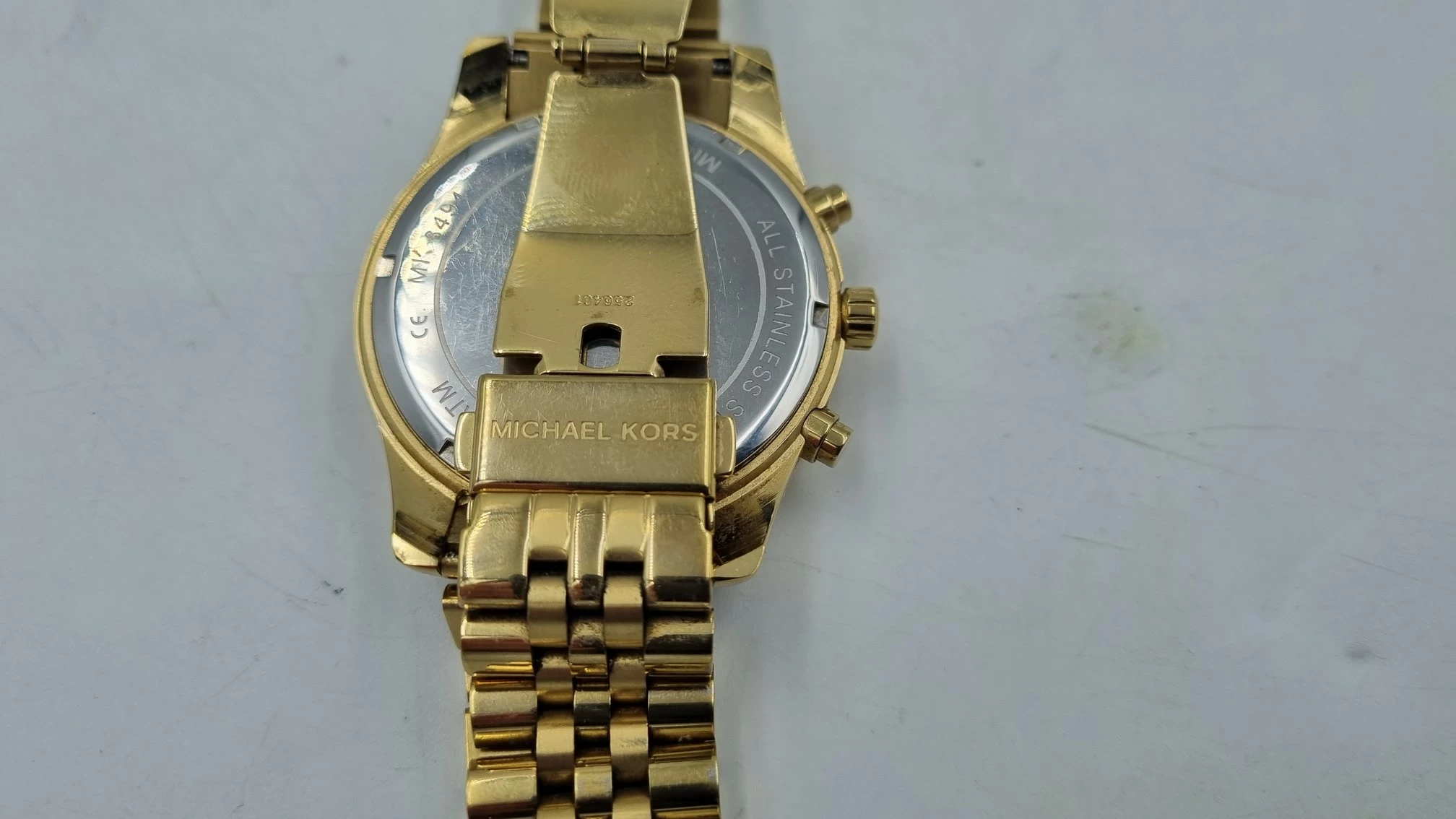 zegarek-michael-kors-mk-8494-super-stan-ksztalt-koperty-okragla