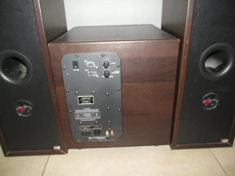 SUBWOOFER JAMO E4SUB.1 + 2 GŁOŚNIKI