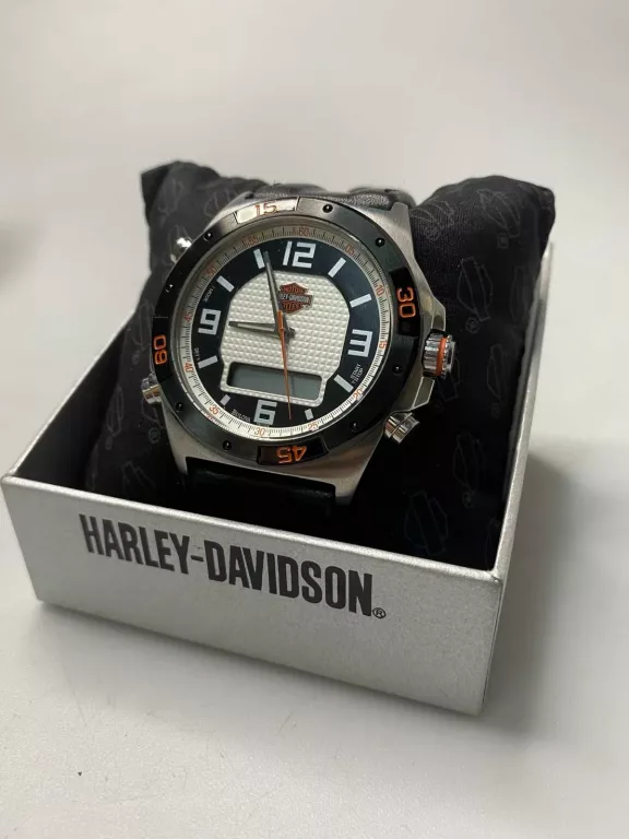 ZEGAREK HARLEY DAVIDSON 78C104