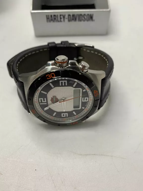 ZEGAREK HARLEY DAVIDSON 78C104