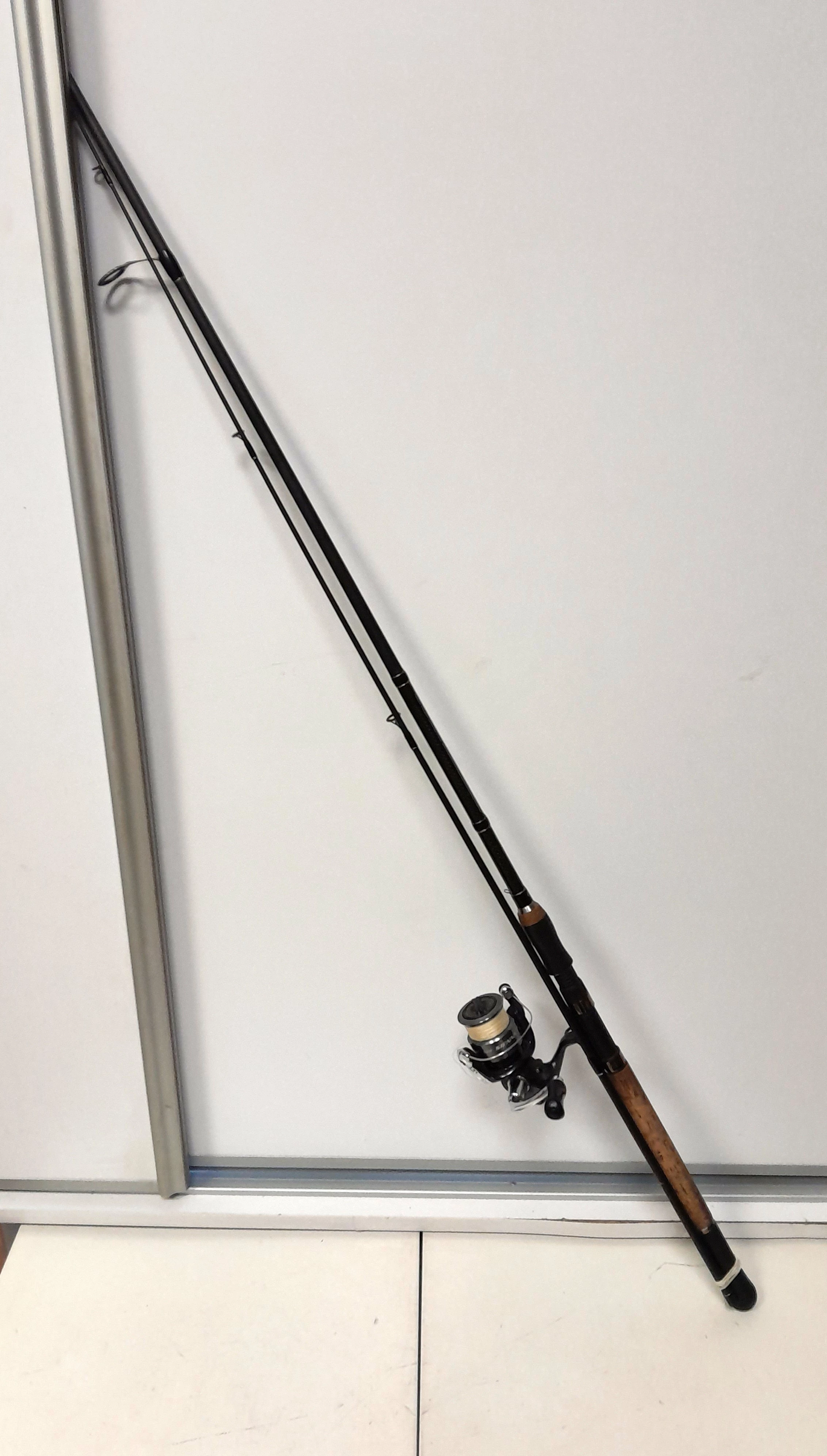 wedka-konger-maxer-spin-24040-z-kolowrotkiem-shimano-sienna-2500fe-kod-producenta-wedka-konger-maxer-spin-24040