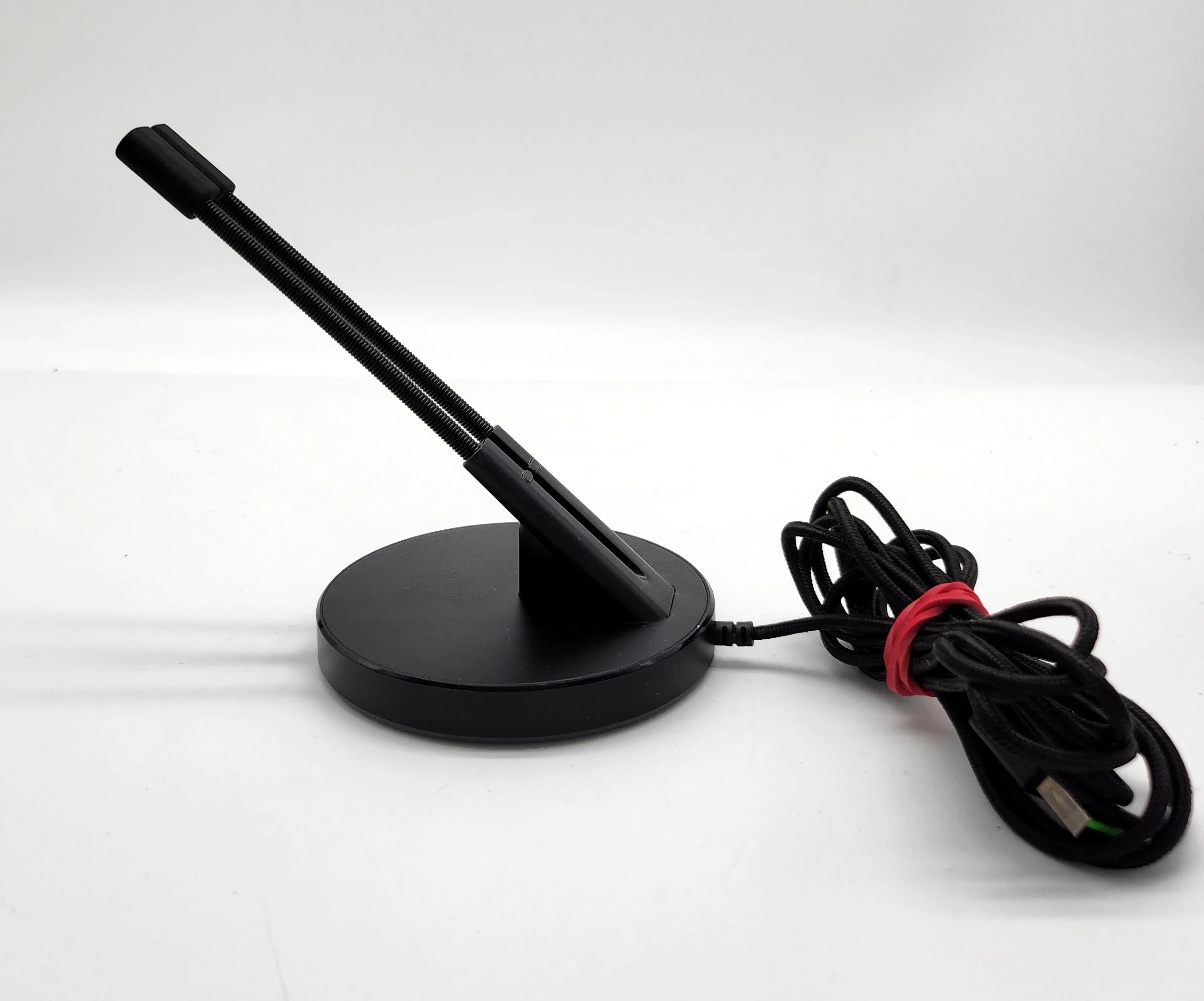 uchwyt-na-kabel-myszy-razer-mouse-bungee-v3-chroma-kod-producenta-rc21-01520100-r3m1