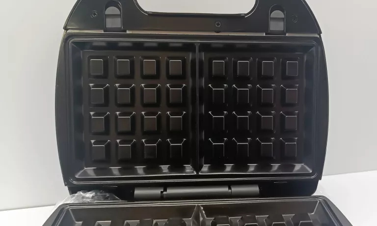 GOFROWNICA SWITCHON SM-B0201 CZARNY 750W