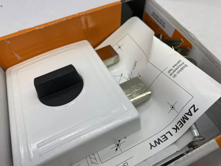 zamek-nawierzchniowy-lob-yeti-ta01-atest-bialy-stan-powystawowy