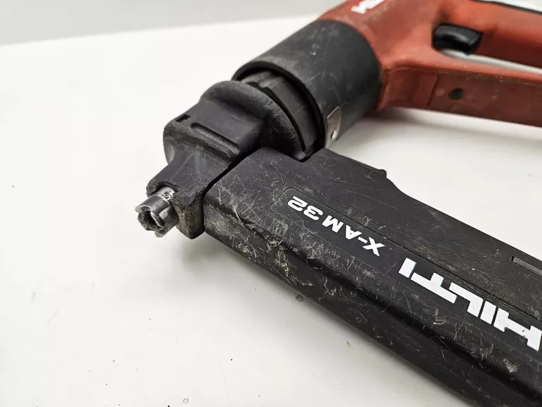 OSADZAK PROCHOWY HILTI DX A40