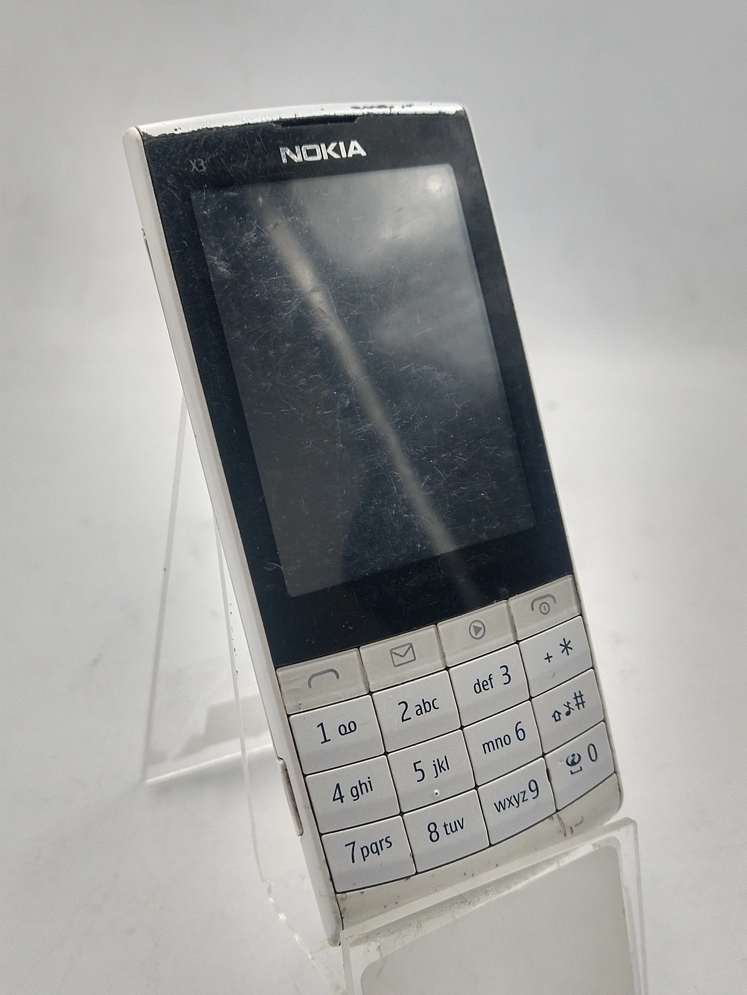 telefon-nokia-x3-02-przekatna-ekranu-240