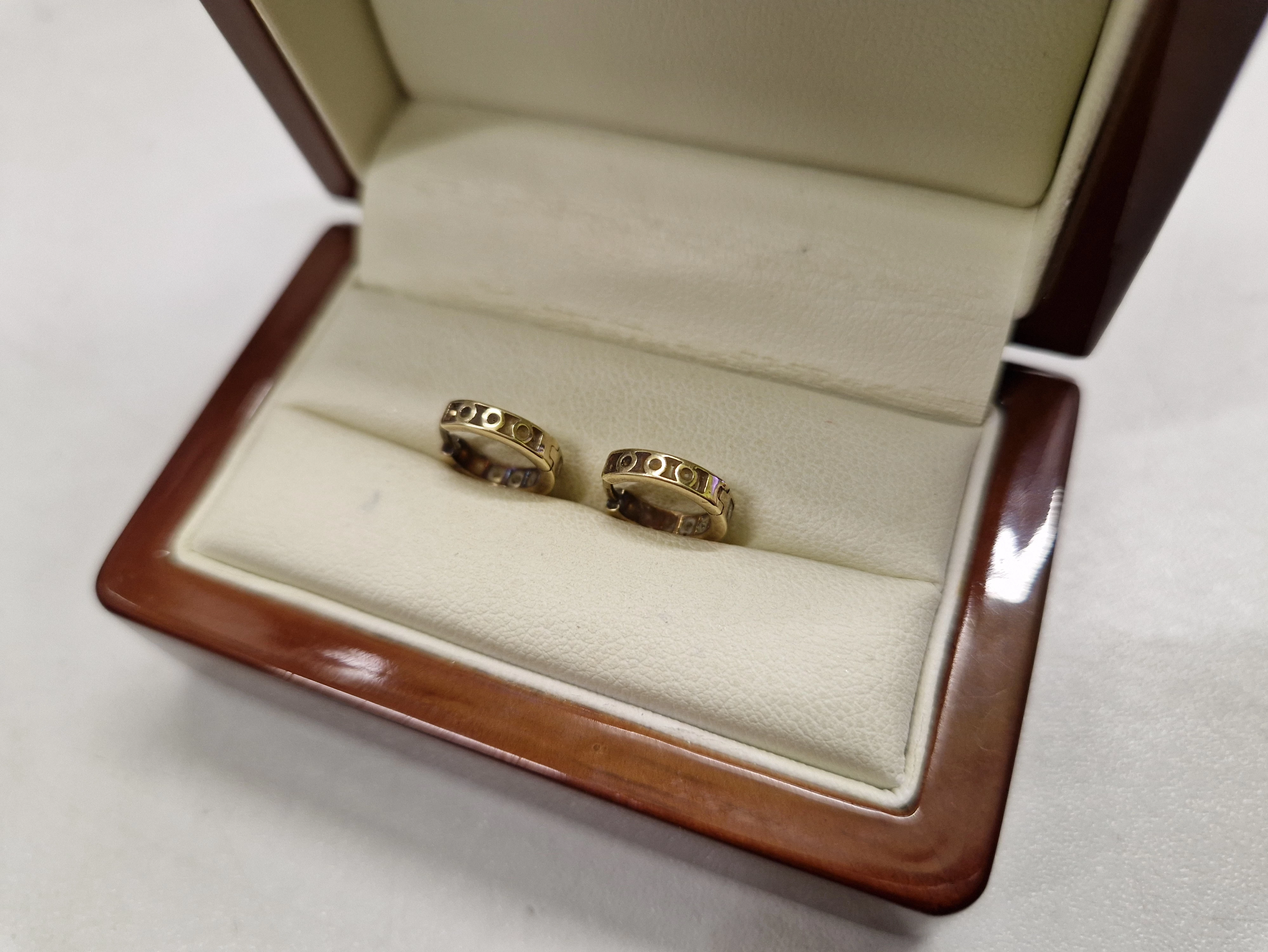 zlote-kolczyki-100-g-333-stan-11323-2