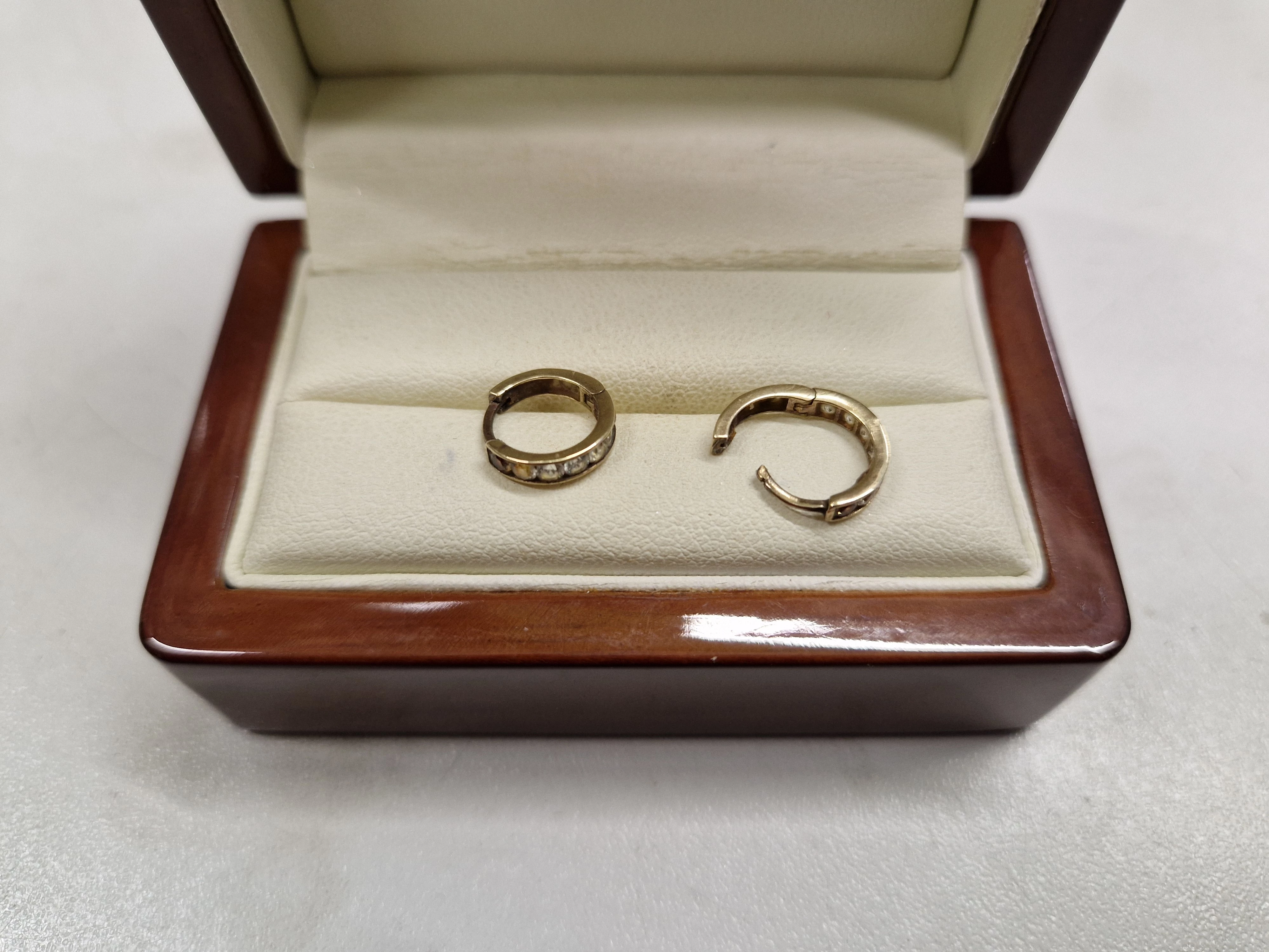 zlote-kolczyki-100-g-333-rodzaj-zapiecia-2207-3