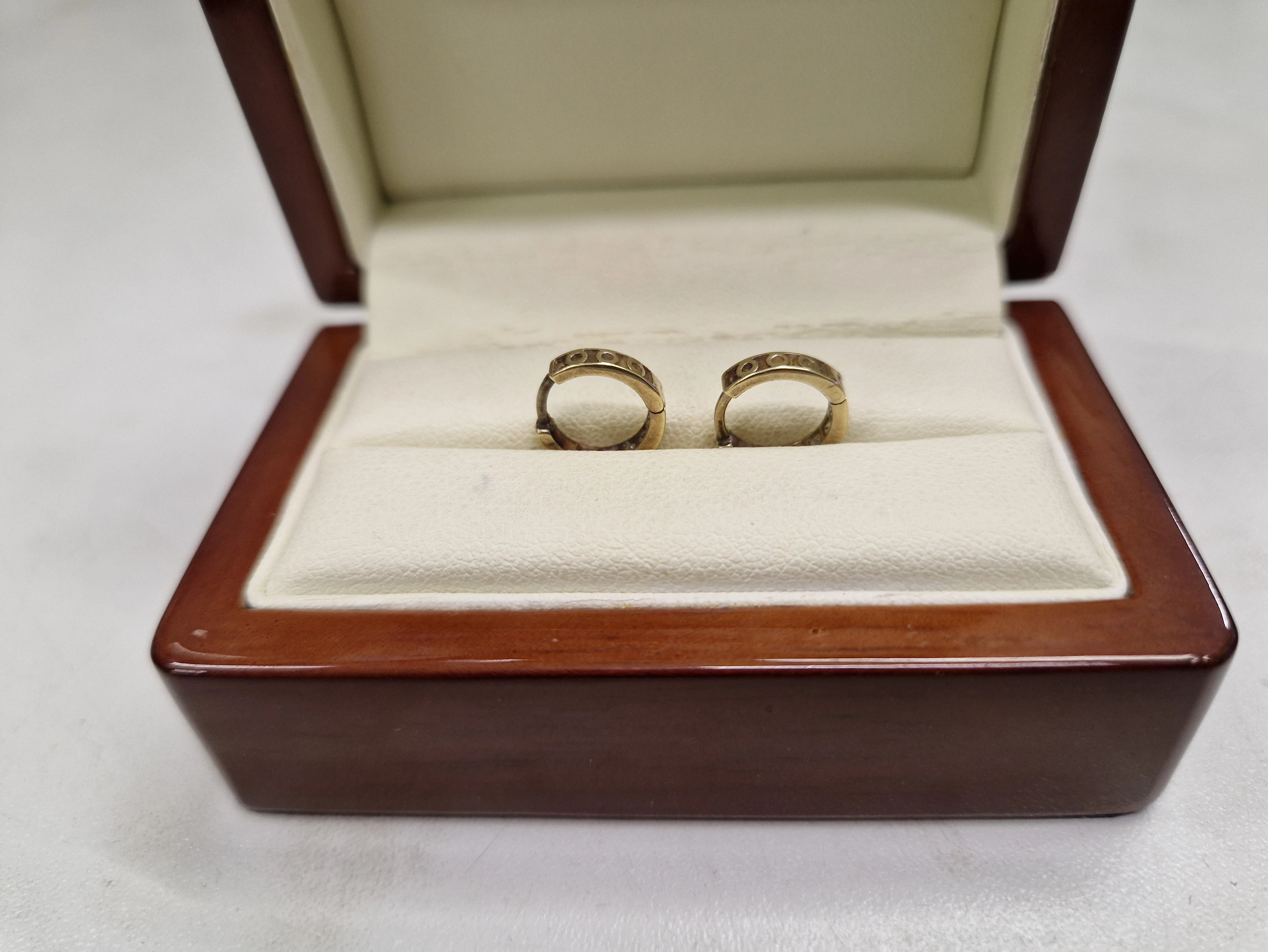 zlote-kolczyki-100-g-333-rodzaj-2205-2