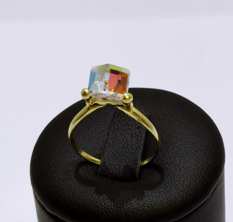 zloty-pierscionek-z-cyrkonia-r12-pr585-plec-15851-1