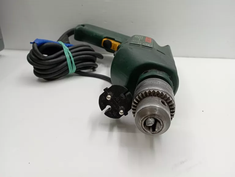 wiertarka-bosch-psb-500rwalizka-typ-uchwytu-zebaty