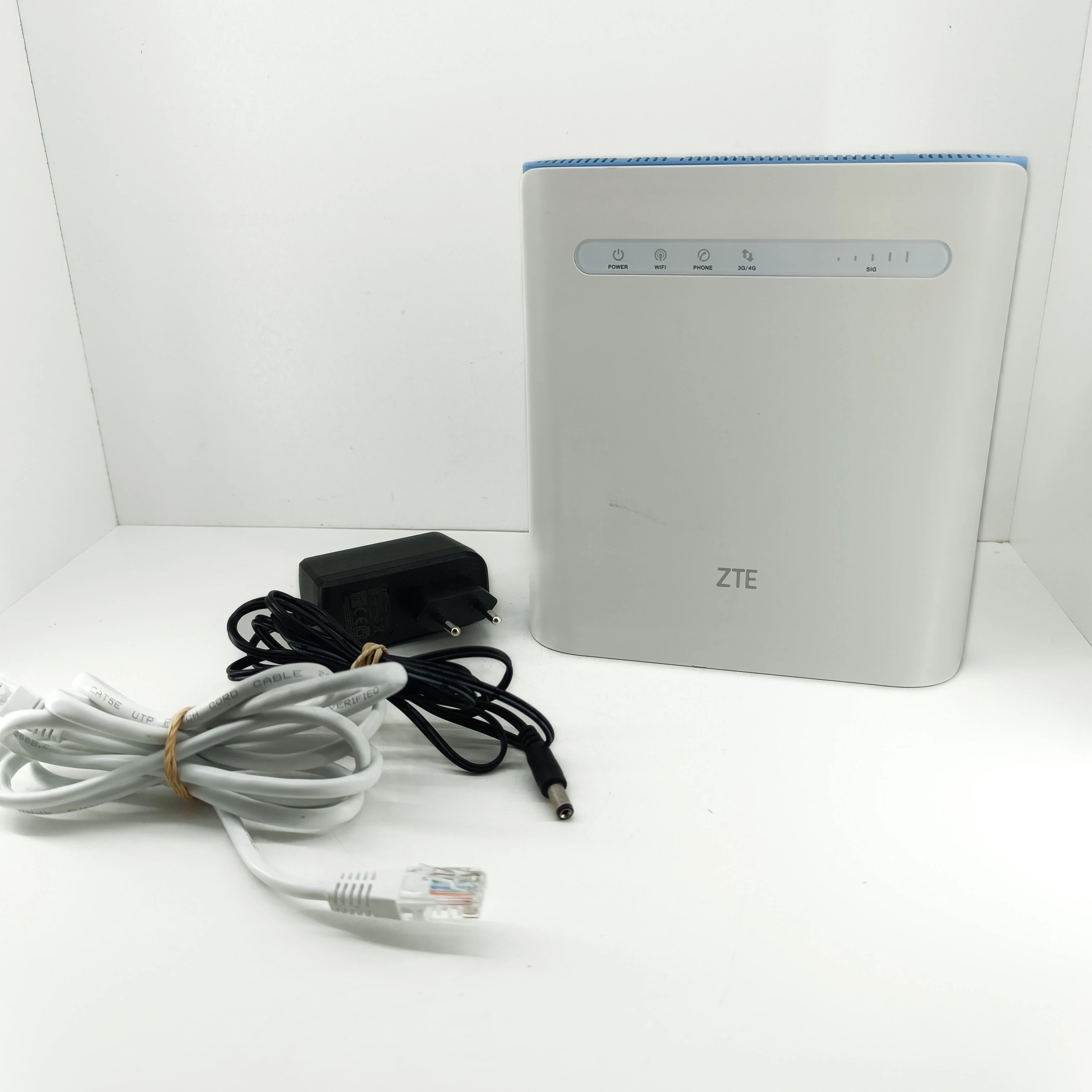 ROUTER MODEM WIFI ZTE MF286D + ZASILACZ+KABELSIECIOWY Routery WiFi i
