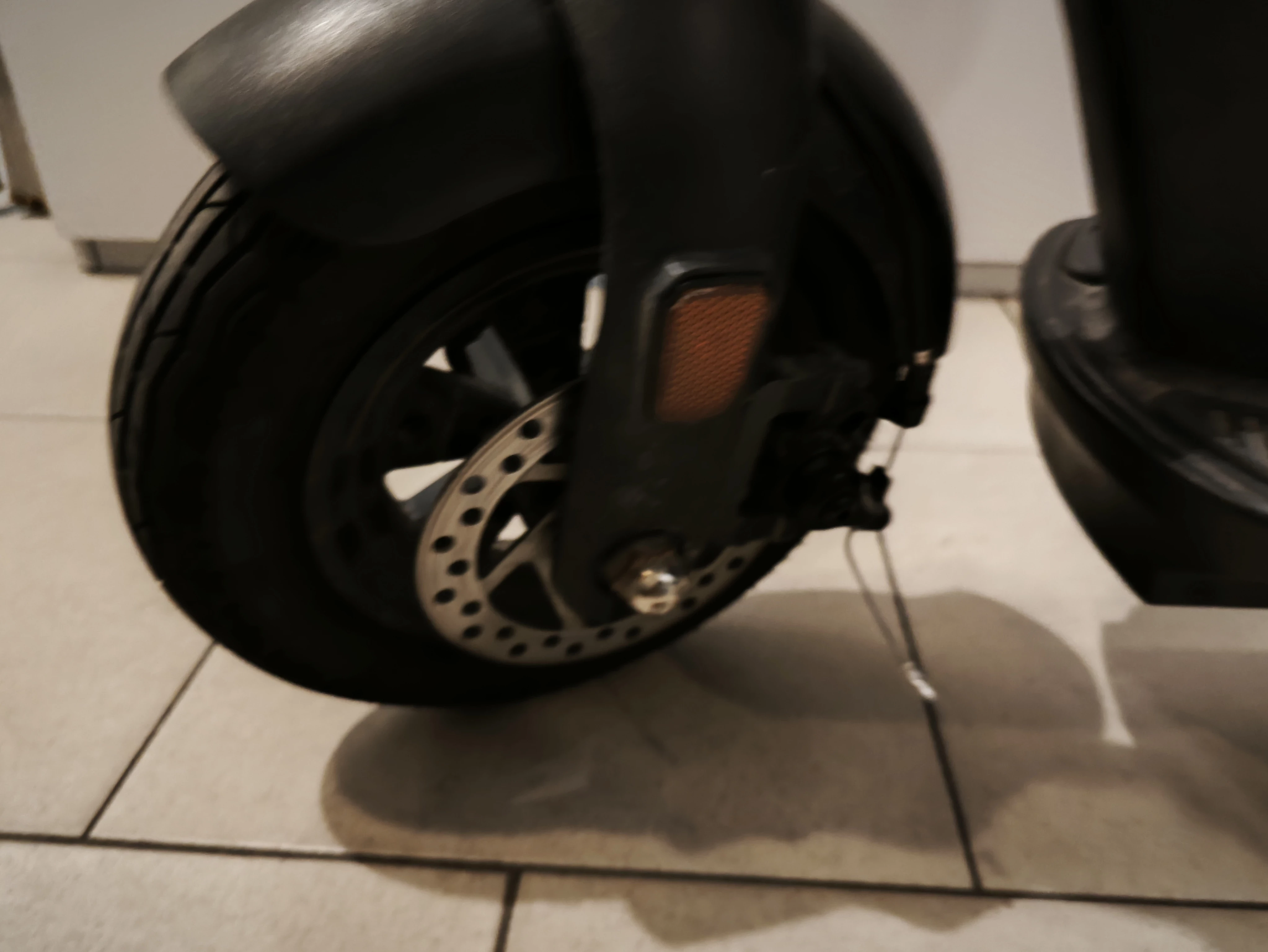 hulajnoga-elektryczna-frugal-stout-faktura-gw-marka-frugal