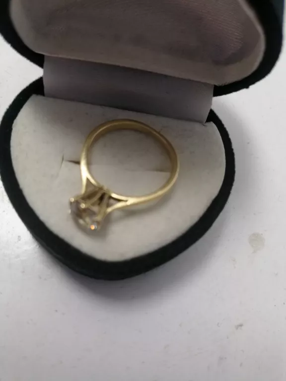 WYRÓB JUBILERSKI UŻYWANY  PIERŚCIONEK 375 /13/2,37