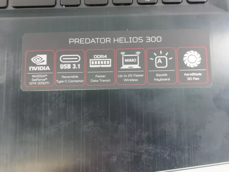LAPTOP ACER PREDATOR HELIOS 300 GTX 1050 TI 8GB RAM I5-8300H