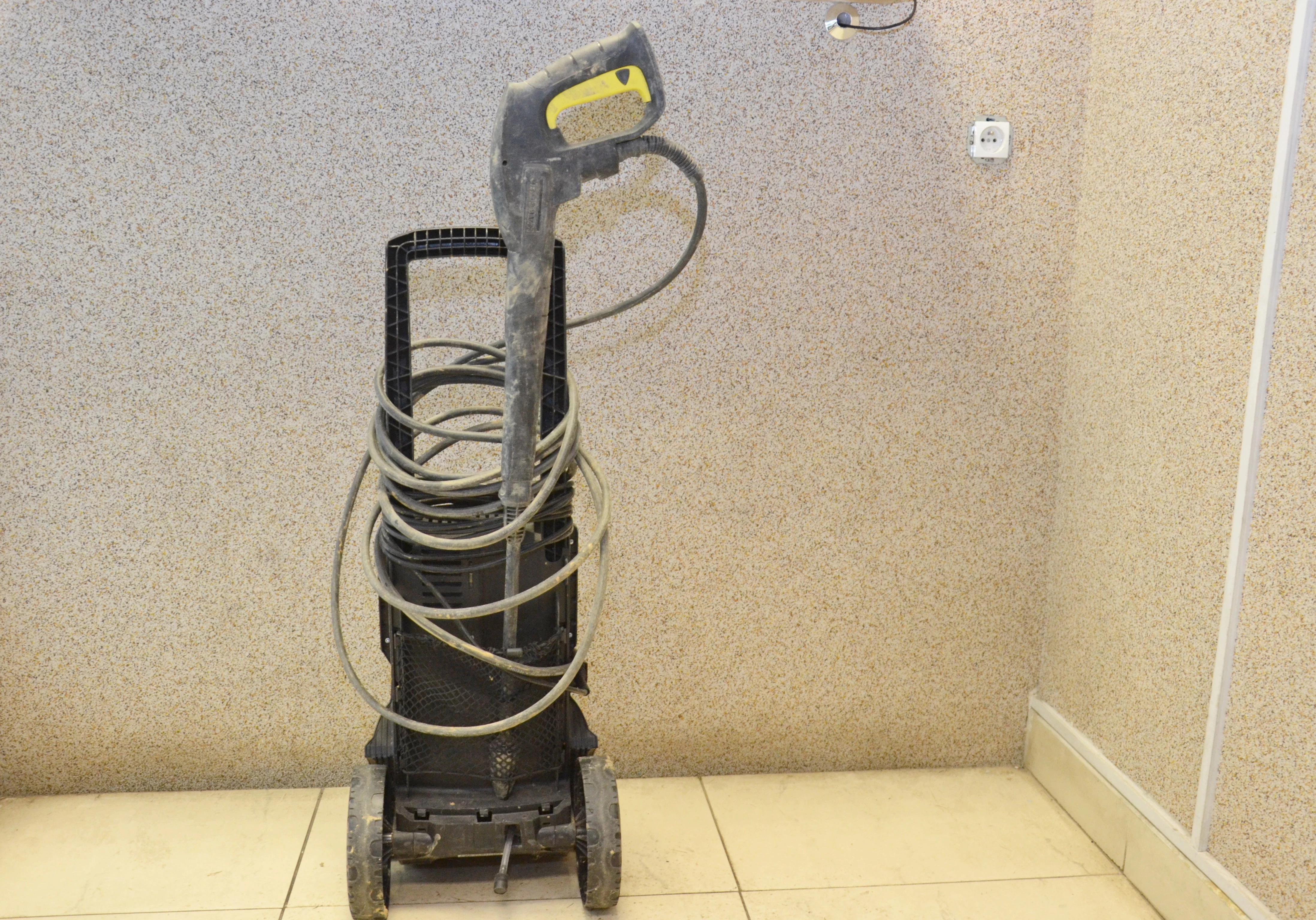 myjka-cisnieniowa-karcher-k5-basic-stan-uzywany