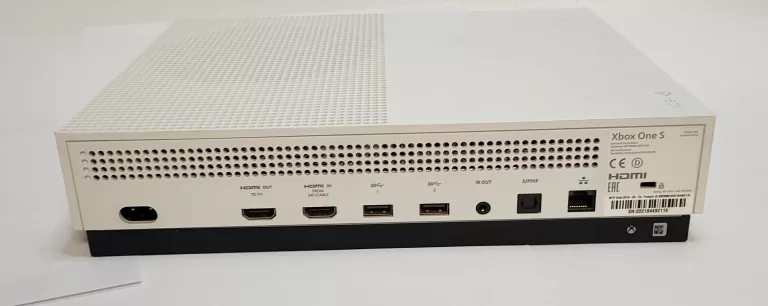 KONSOLA XBOX ONE S MODEL 1681