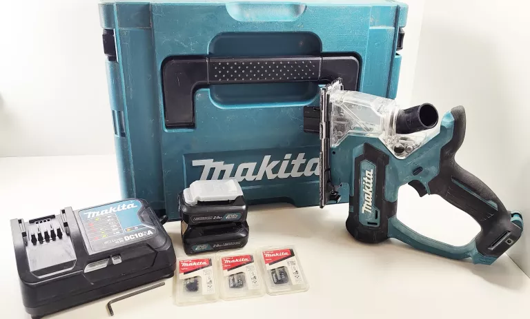 WYCINARKA DO PŁYT KARTON-GIPS MAKITA SD100DSAJ + WALIZKA ŁAD 2X AKU