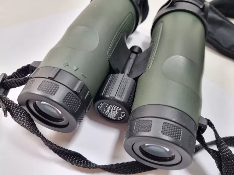 LORNETKA BUSHNELL TROPHY XLT 10X42