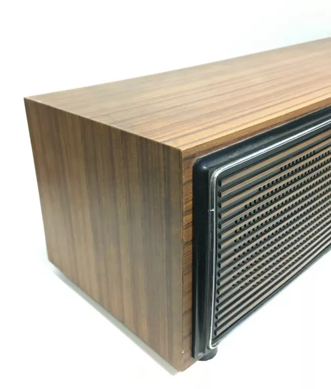 stare-radio-unitra-diora-contessa-stan-do-renowacji