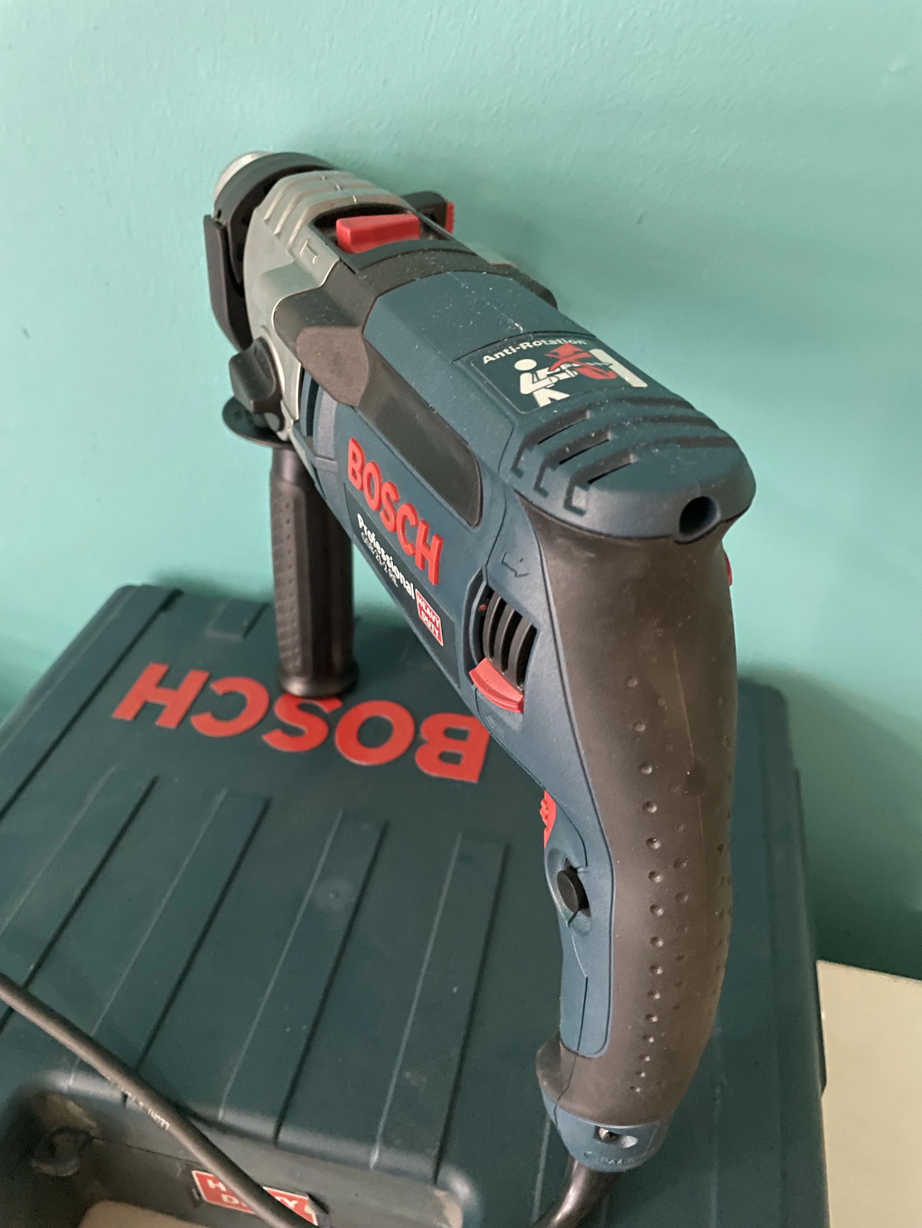 wiertarka-udarowa-bosch-gsb-21-2-re-professional-typ-uchwytu-samozaciskowy