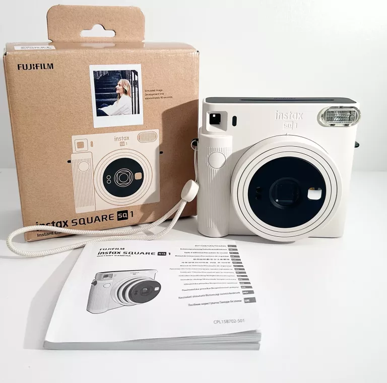 INSTAX SQUARE SQ1