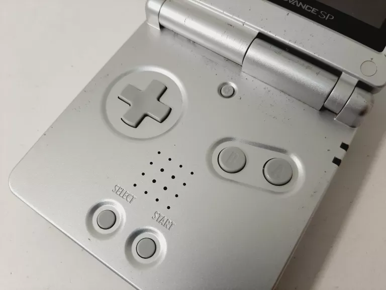 KONSOLA NINTENDO GAMEBOY ADVANCE SP AGS-001