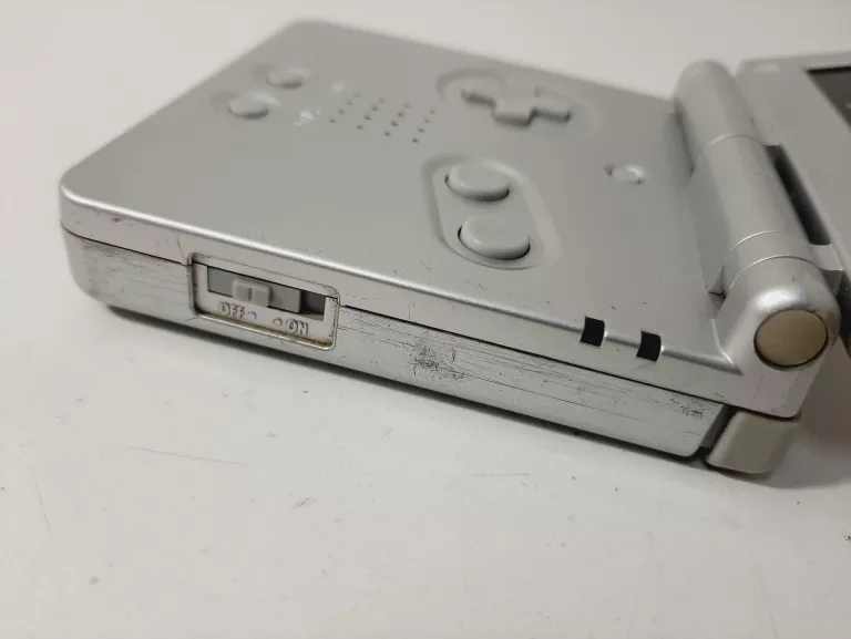 KONSOLA NINTENDO GAMEBOY ADVANCE SP AGS-001