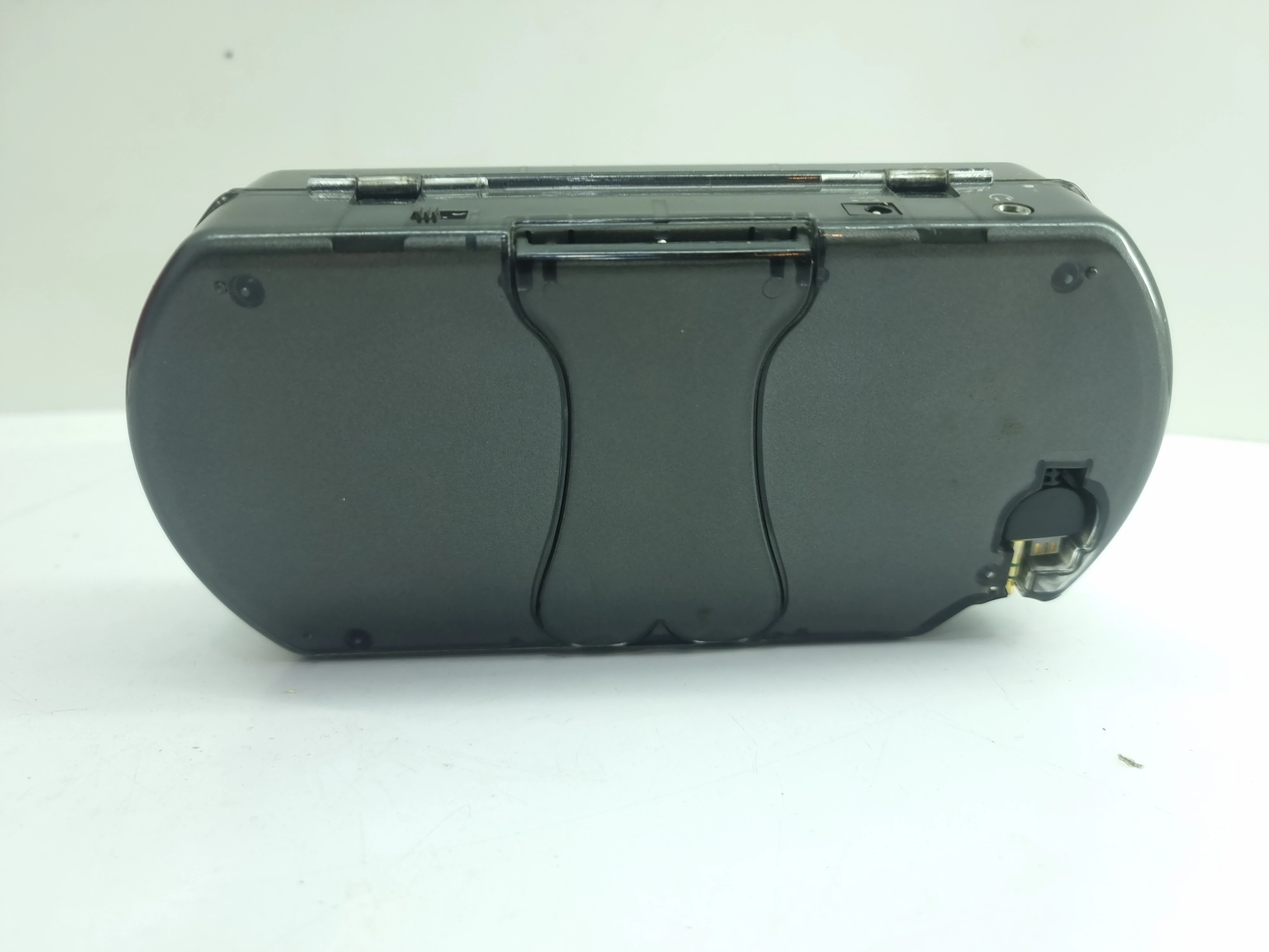 etui-do-psp-czarne-waga-produktu-z-opakowaniem-jednostkowym-0100