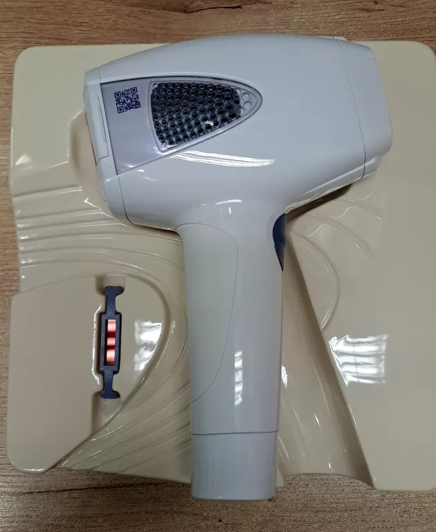 DEPILATOR LASEROWY BABYLISS G945E KOMPLET