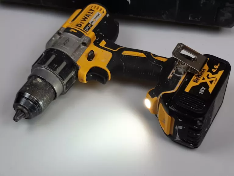 WKRĘTARKA DEWALT DCD996 W WALIZCE + AKUMULATOR