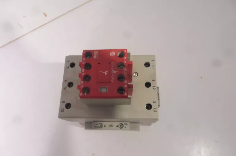STYCZNIK ALLEN-BRADLEY 100-S COMPLITE DEVICE 100S-